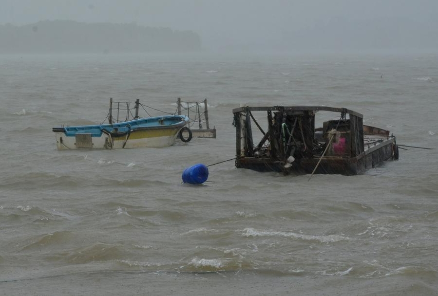 Foto tomada en aguas marinas cercanas al poblado de Jiangyin de la ciudad de Fuqing, en la provincia oriental china de Fujian, el 25 de julio de 2024. (Xinhua/Wei Peiquan)