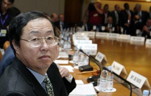 Diez a?os de Zhou Xiaochuan como el gobernador del Banco Popular de China (6)